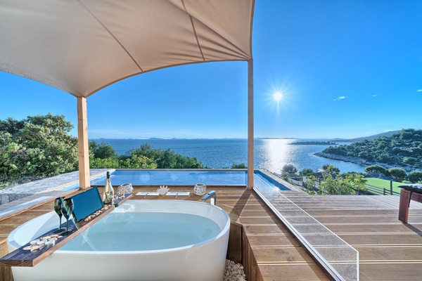 Luxury Glamp New Horizons I | Beach/ocean view