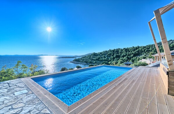 Luxury Glamp New Horizons I | Utsikt mot havet/stranden