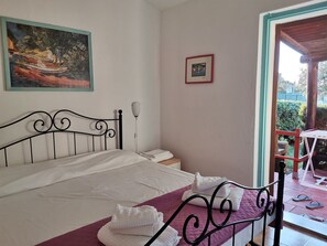 1 camera, Wi-Fi gratuito, lenzuola