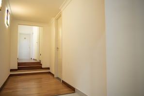 Interior entrance - Petrucci B&B (Naples)