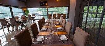 Grand Mela Hotel