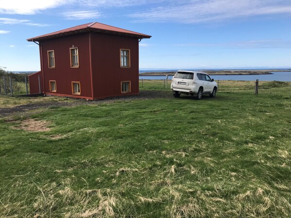 Cottage (Kljá 1) | Free cribs/infant beds, free WiFi, bed sheets