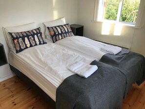 Cottage (Kljá 1) | Free cribs/infant beds, free WiFi, bed sheets