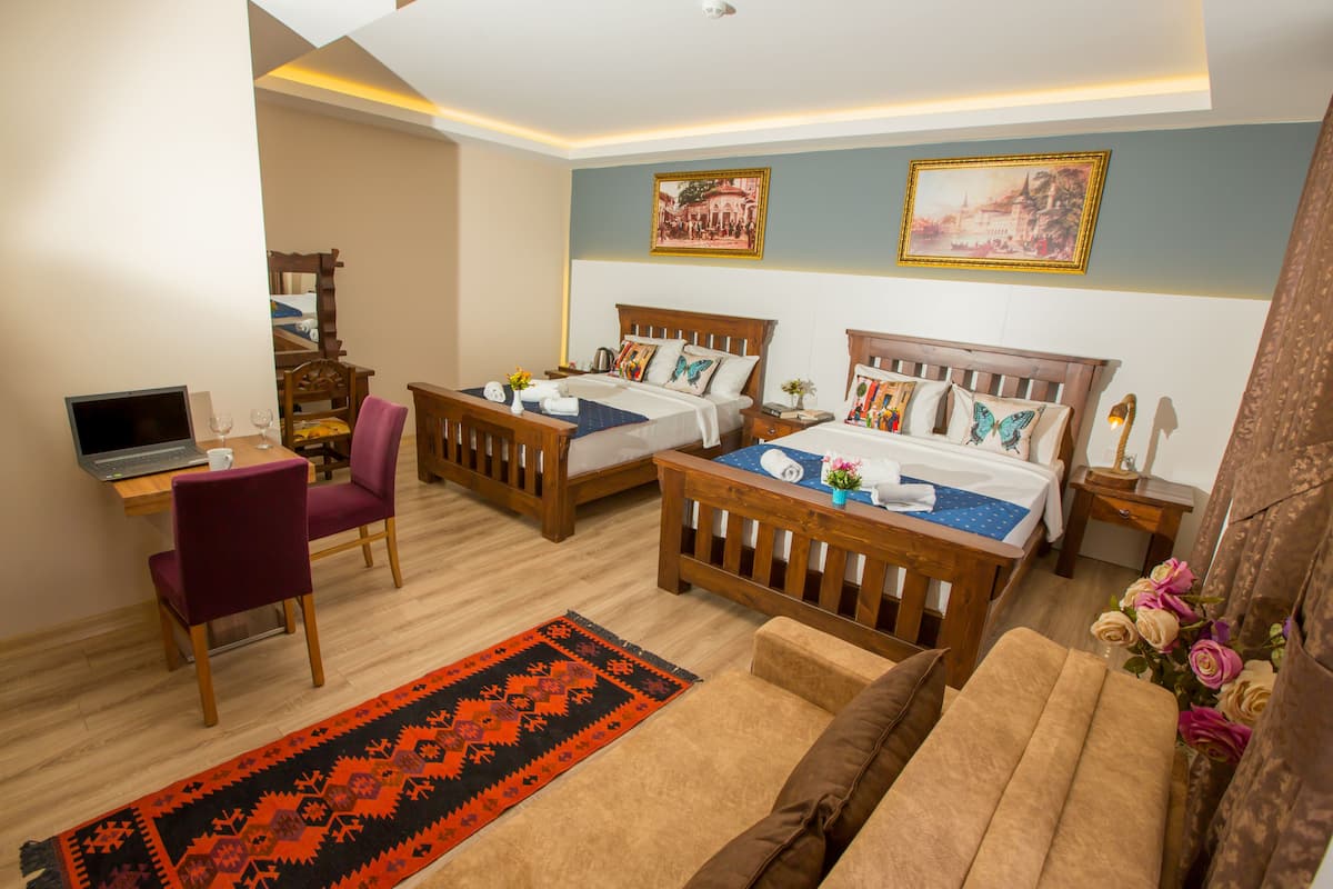 1 bedroom, in-room safe, laptop workspace, blackout curtains