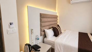 Budget Double Room | Room amenity
