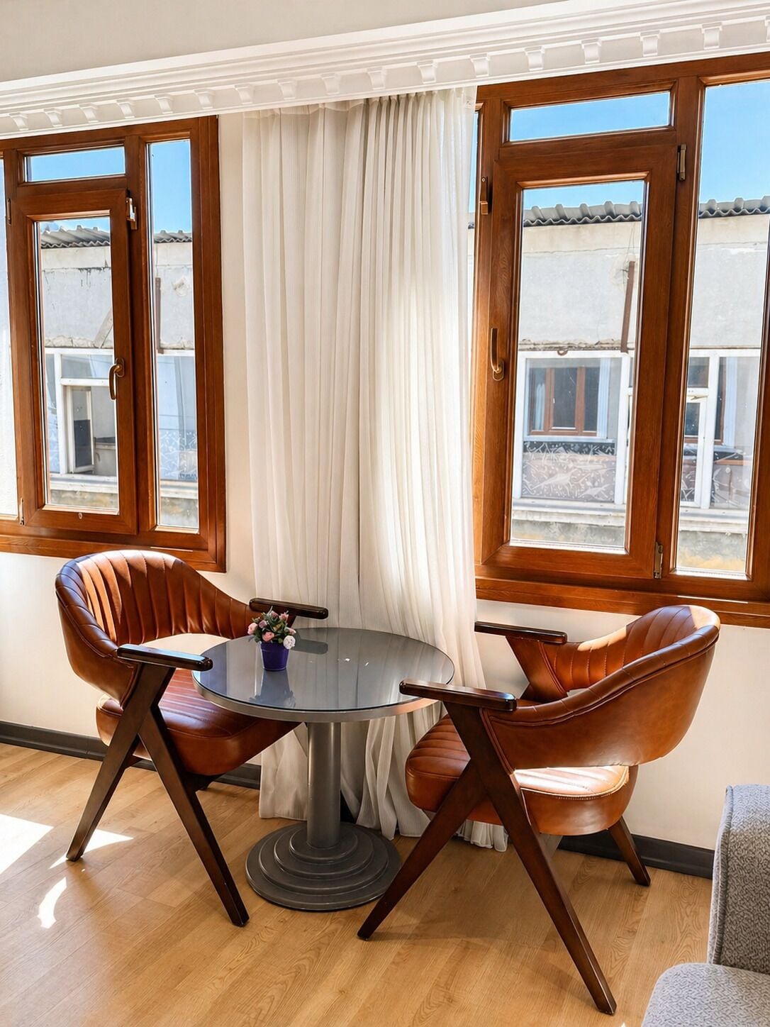 Standard Quadruple Room | In-room safe, laptop workspace, blackout drapes, soundproofing