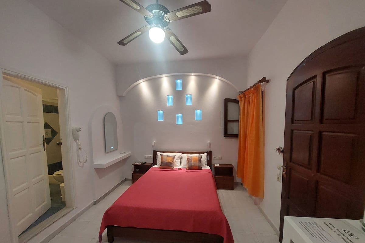 Standard Double Room, 1 Bedroom, City View, Ground Floor (6)