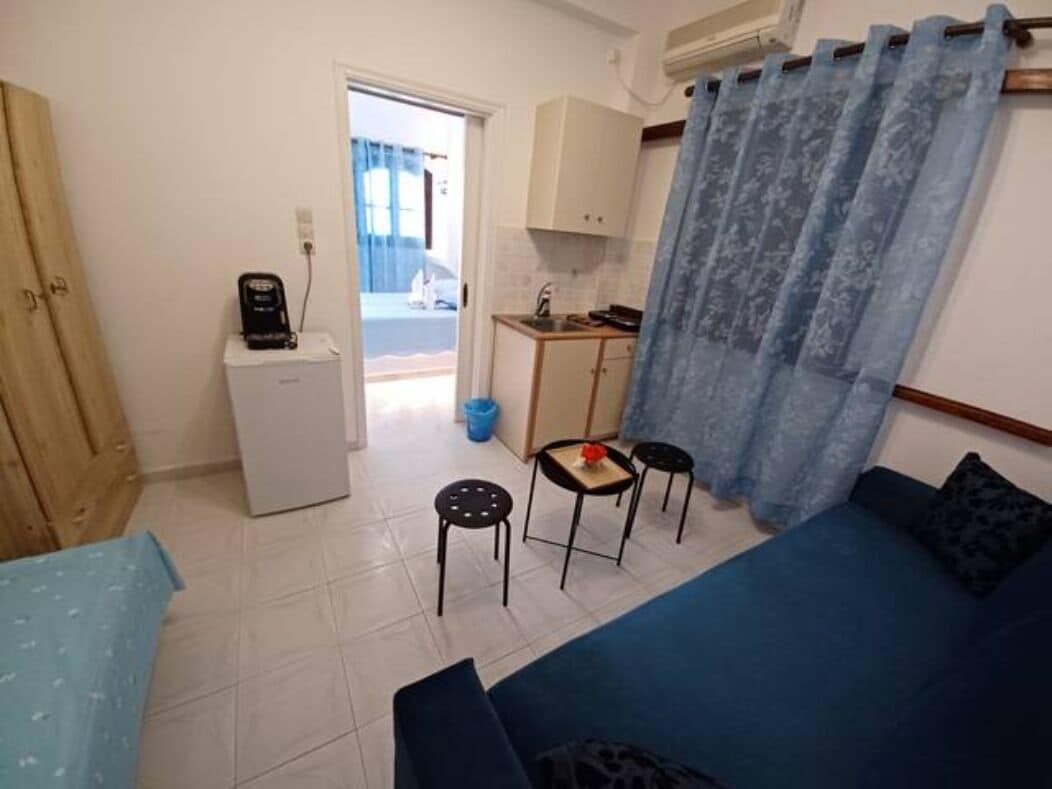 Design Apartment (7) | Egyptian cotton sheets, premium bedding, in-room safe