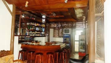 Bar (en la propiedad)