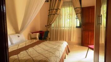 Desk, free WiFi, bed sheets