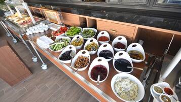 Free daily local cuisine breakfast
