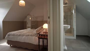 Kamar Double Standar, pemandangan kebun (Belle Epoque) | Kamar mandi