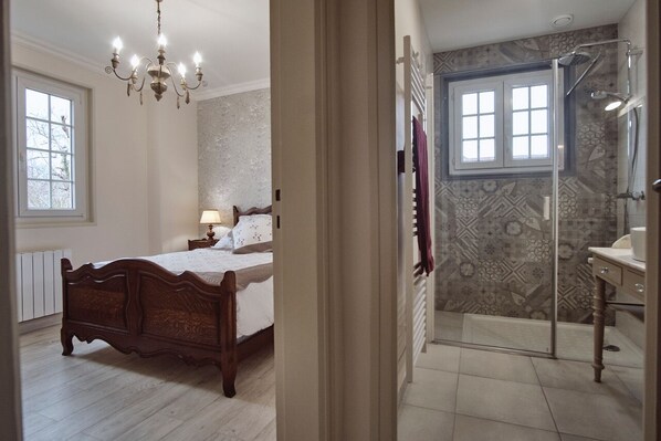 Chambre Double Confort (Coté Nature) | Salle de bain