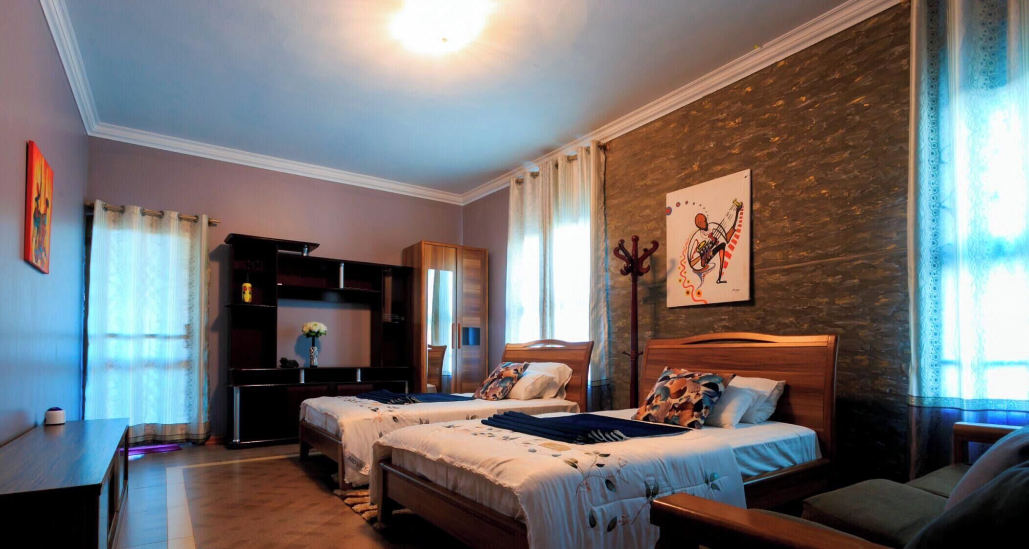 Desk, free WiFi, bed sheets