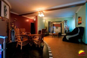 Family Room | Desk, free WiFi, bed sheets - Shine Resort Hotel (Kampala)