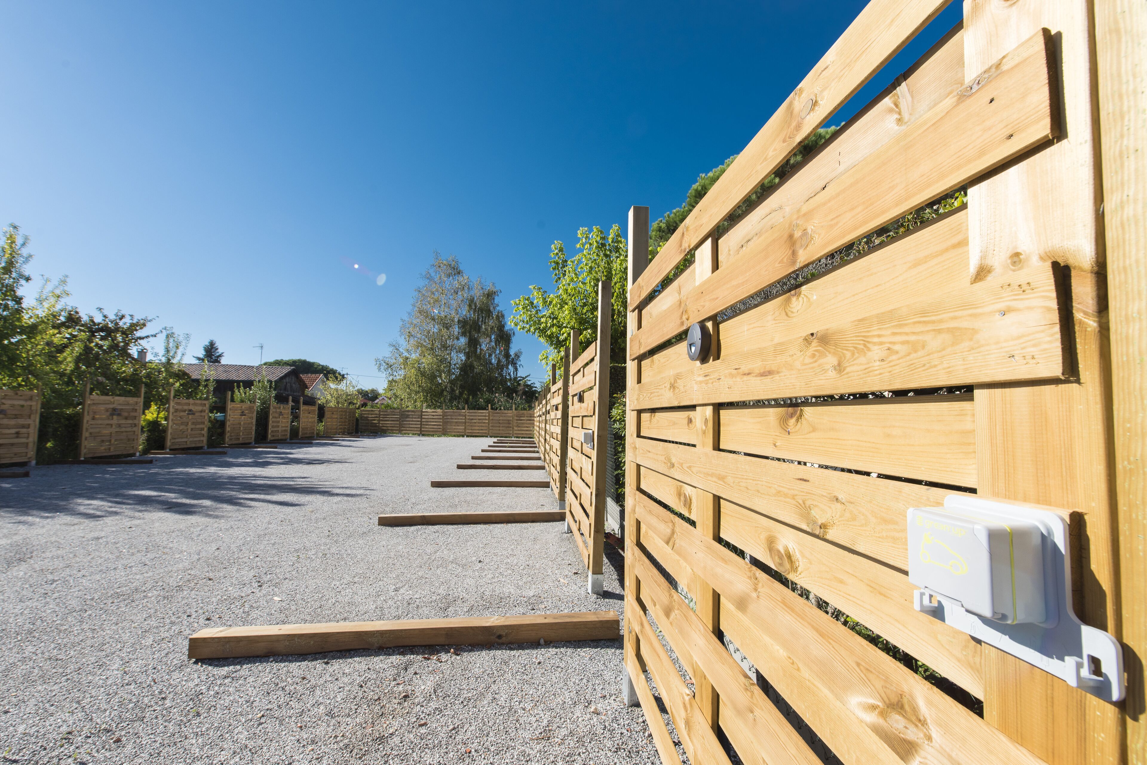 self-parking (surcharge) 12 per day