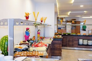 Breakfast and dinner served - Seymen Hotel (Erdemli)