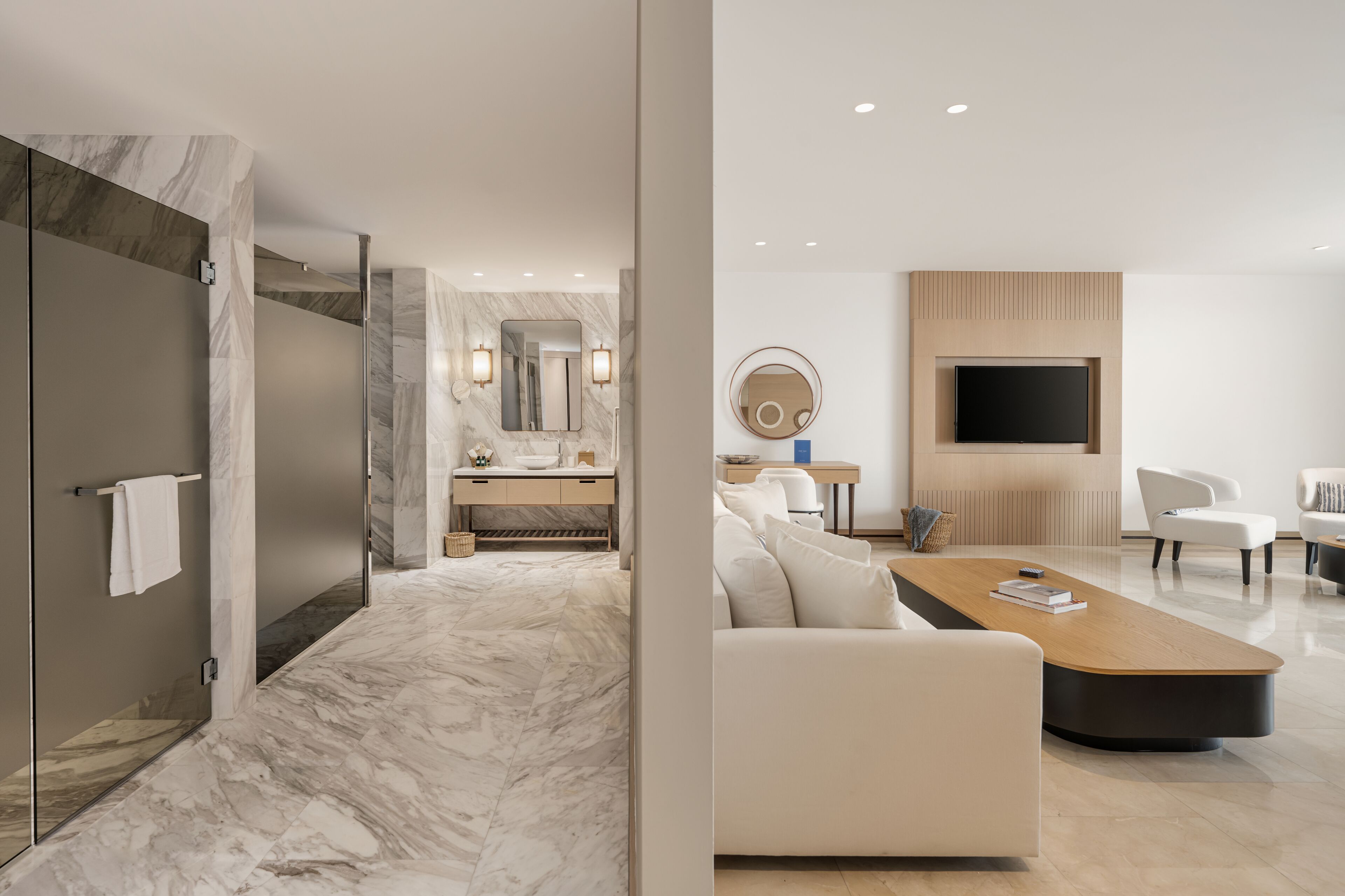 room, 1 king bed, sea view | bathroom | shower, designer toiletries, hair dryer, bathrobes