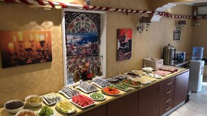 朝食ビュッフェ