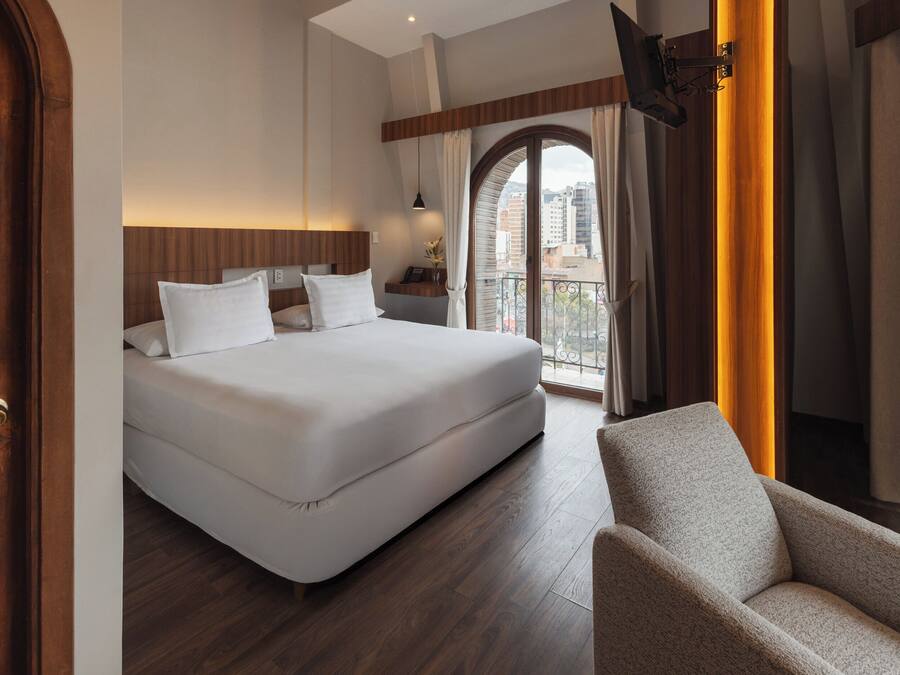 Premium bedding, memory-foam beds, in-room safe, individually furnished