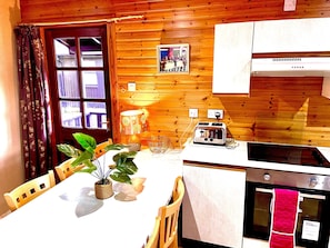 Miscellaneous - Braemar Lodge Cabins (Ballater)