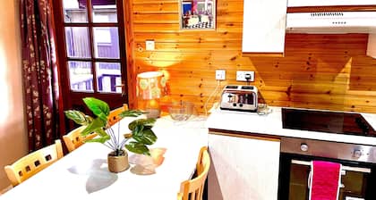 Braemar Lodge Cabins