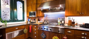 Sutton House B & B