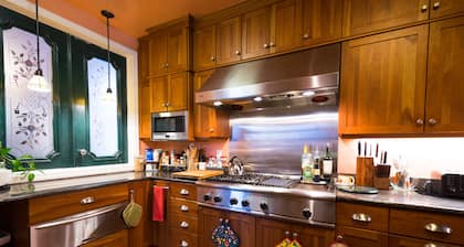 Sutton House B & B