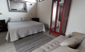 三人房 | 防过敏的被褥、特色装修、特色家居、遮光窗帘