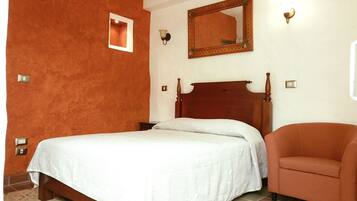 Habitación doble | Ropa de cama hipoalergénica y decoración personalizada