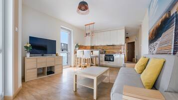 Apartment (Rybacka 10G/40) | Laptopgeeigneter Arbeitsplatz, kostenloses WLAN, Bettwäsche