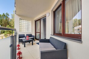 Apartment (19F) | Balcony - Apartamenty Sun&Snow Bursztynowe Osiedle (Stegna)