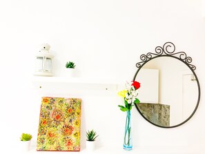 Room amenity - Cricklewood Studio Flats (London)