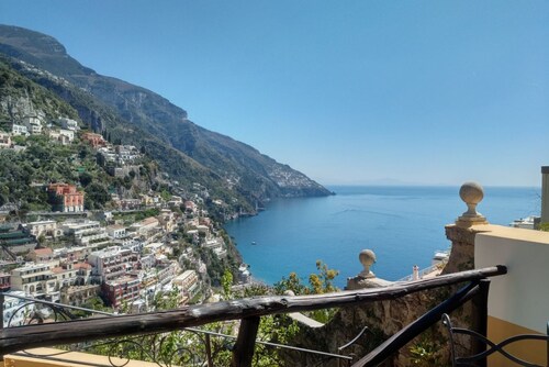 Hellen-Rispoli Positano excellent view over the beach Spiaggia Grande