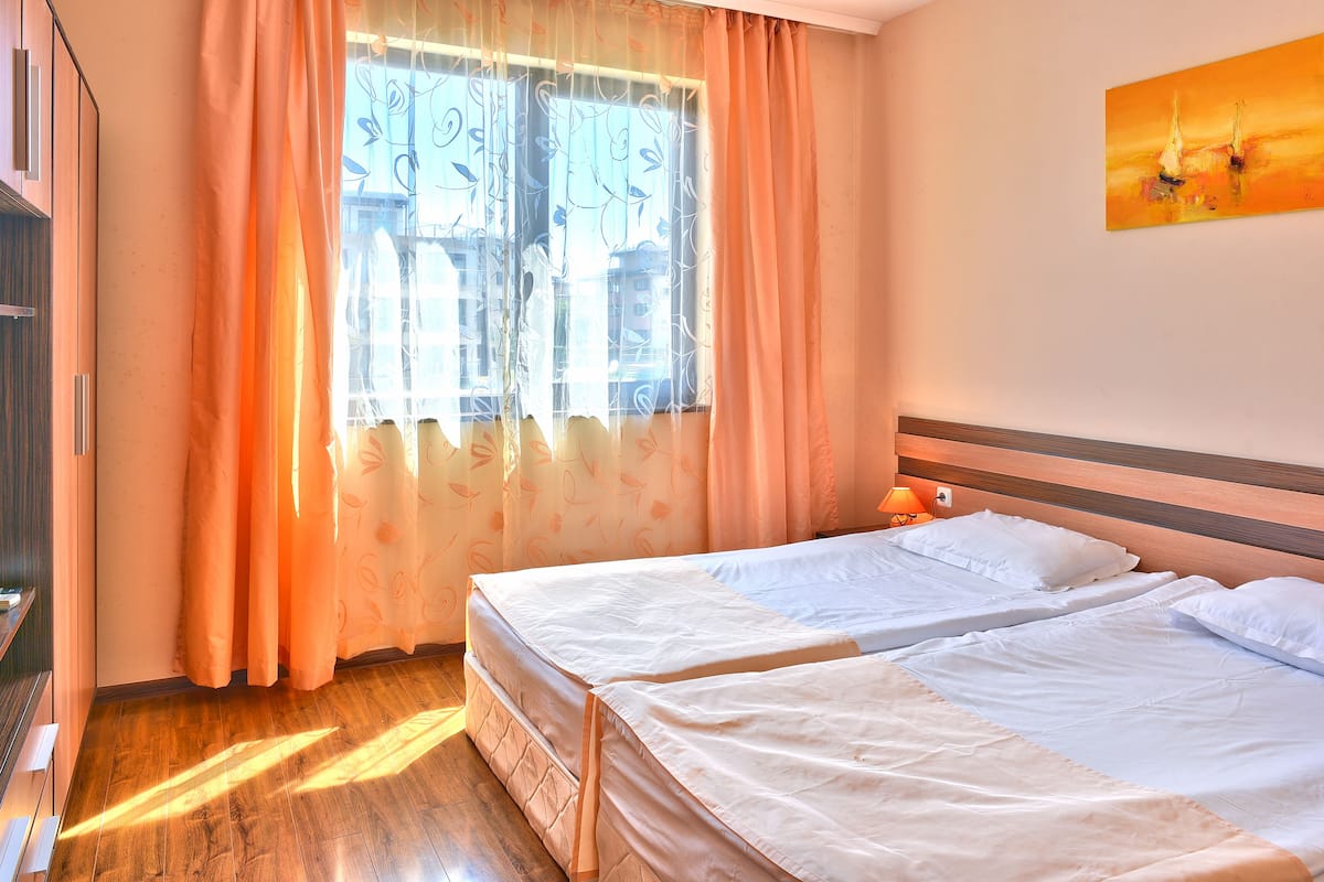 Soundproofing, free cribs/infant beds, free WiFi, bed sheets