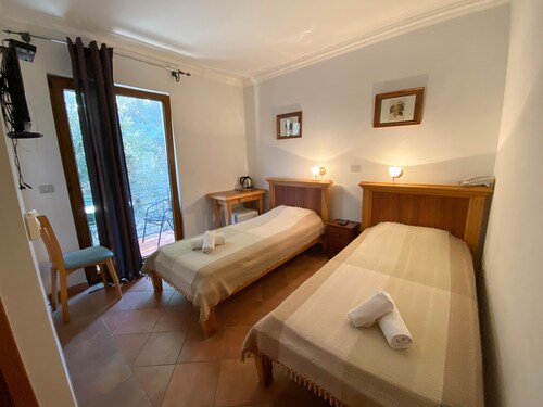 Levantin Inn 1/2 Huone N. 12