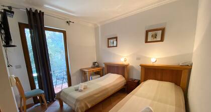 Levantin Inn 1/2 Huone N. 12