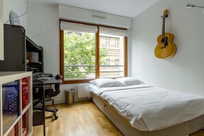3 bedrooms, WiFi, bed sheets