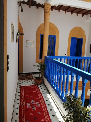 Hallway - Riad Zawia (Essaouira)