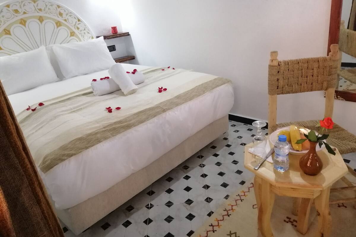Chambre supérieure | Coffre-fort, rideaux d’obscurcissement, lit de bébé (supplément)