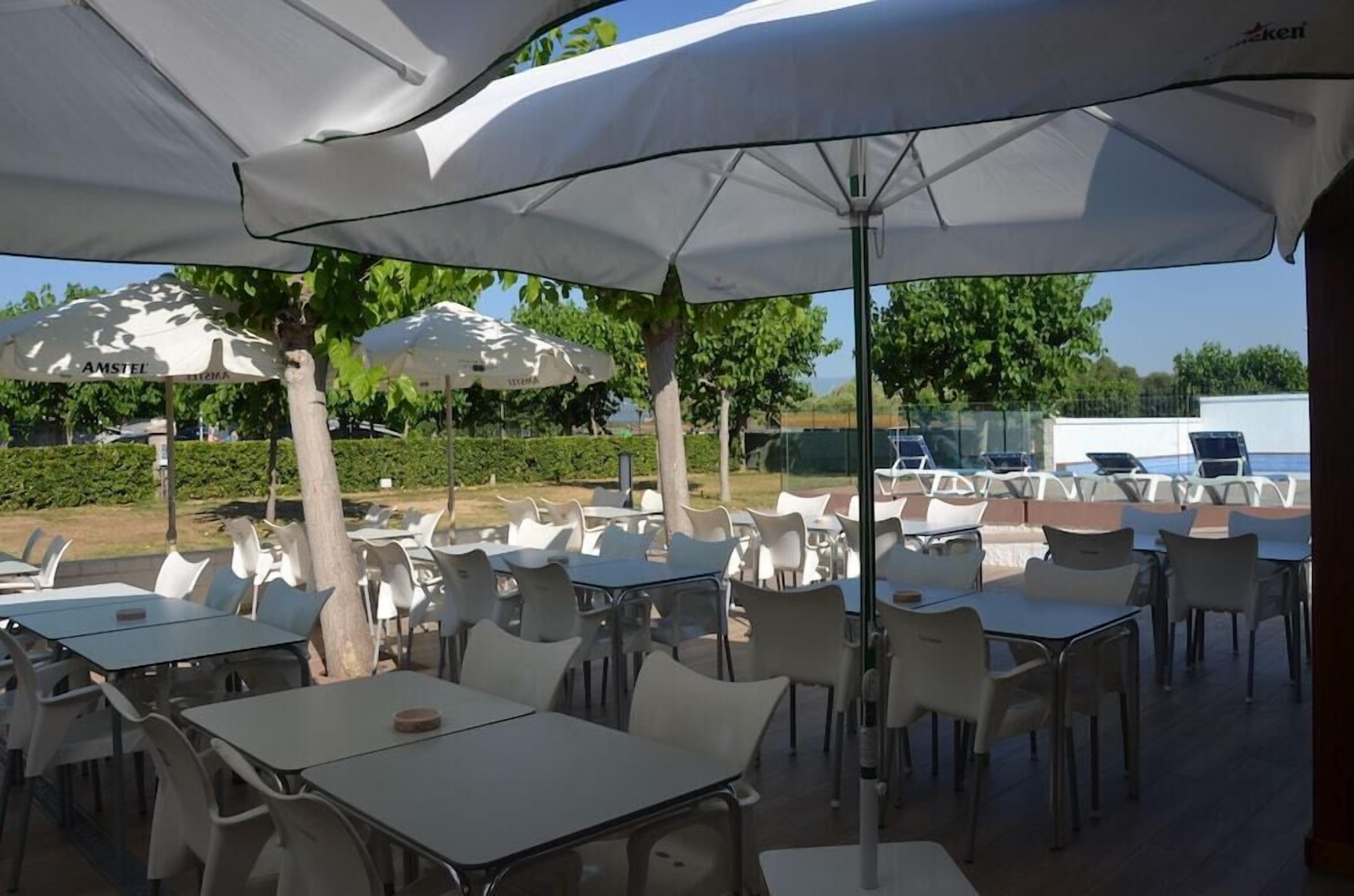 Breakfast, lunch, dinner served; Spanish cuisine 
