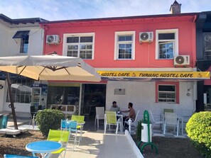 Exterior - Turunç Hostel Cafe Fethiye (Fethiye)