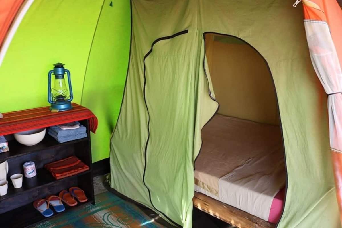 Bed sheets, wheelchair access