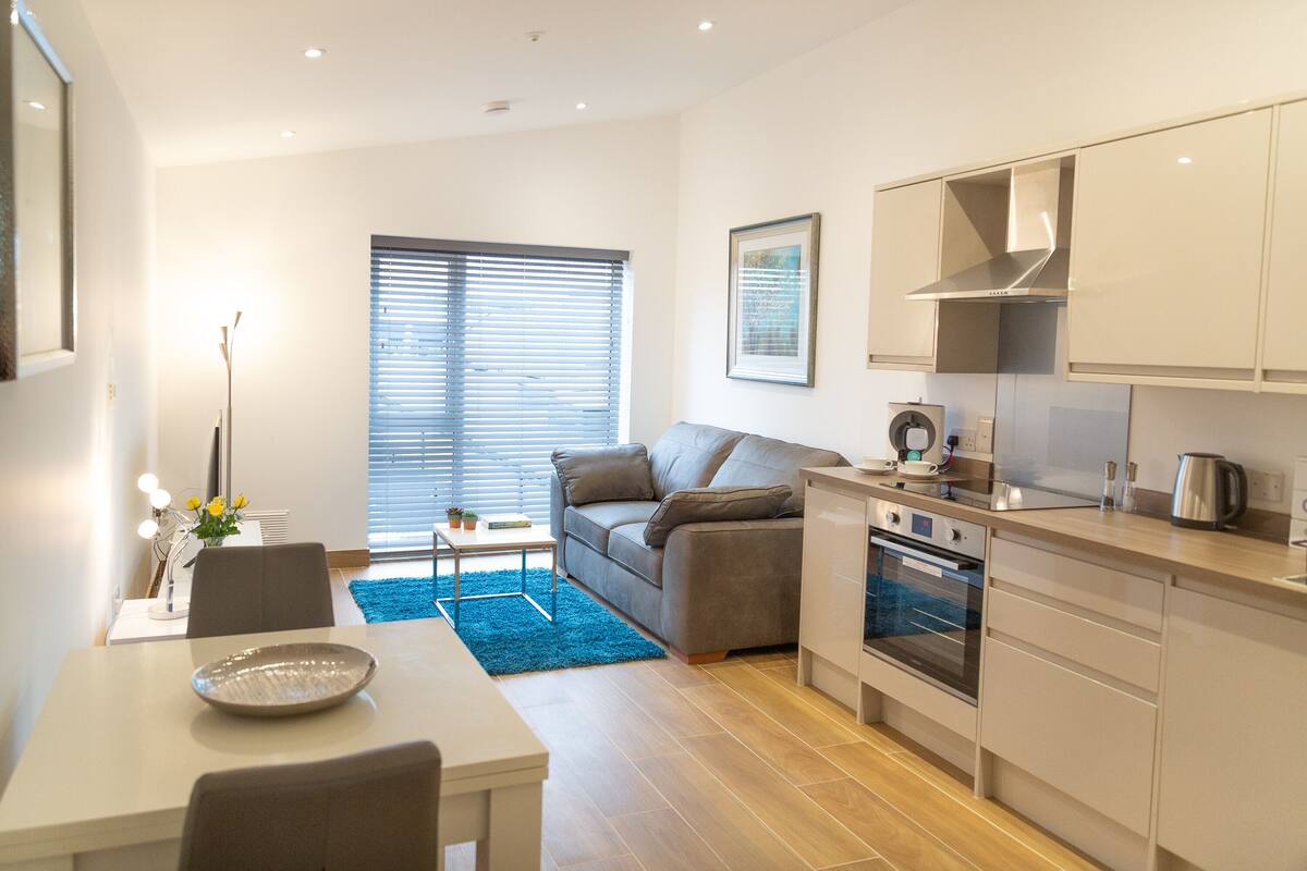 Executive Apartment | Living area | Smart TV