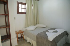 Triple Room | In-room safe, blackout drapes, free WiFi, bed sheets - Pousada do Francês (Palhoça)