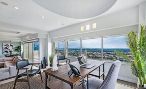 View from property - The Crown Towers (Los Angeles)