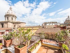 Terrace/patio - RSH Pallaro Terrace Stunning View (Rome)