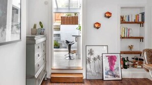 Unclassified image, 3 of 14, button - Wilsons Townhouse (Bath)