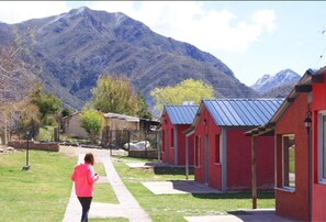 家庭平房, 山景 | 行山