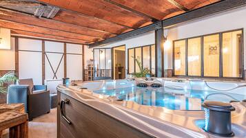 Family Cottage, Private Bathroom, Courtyard View (SPA & Sauna) | Spa